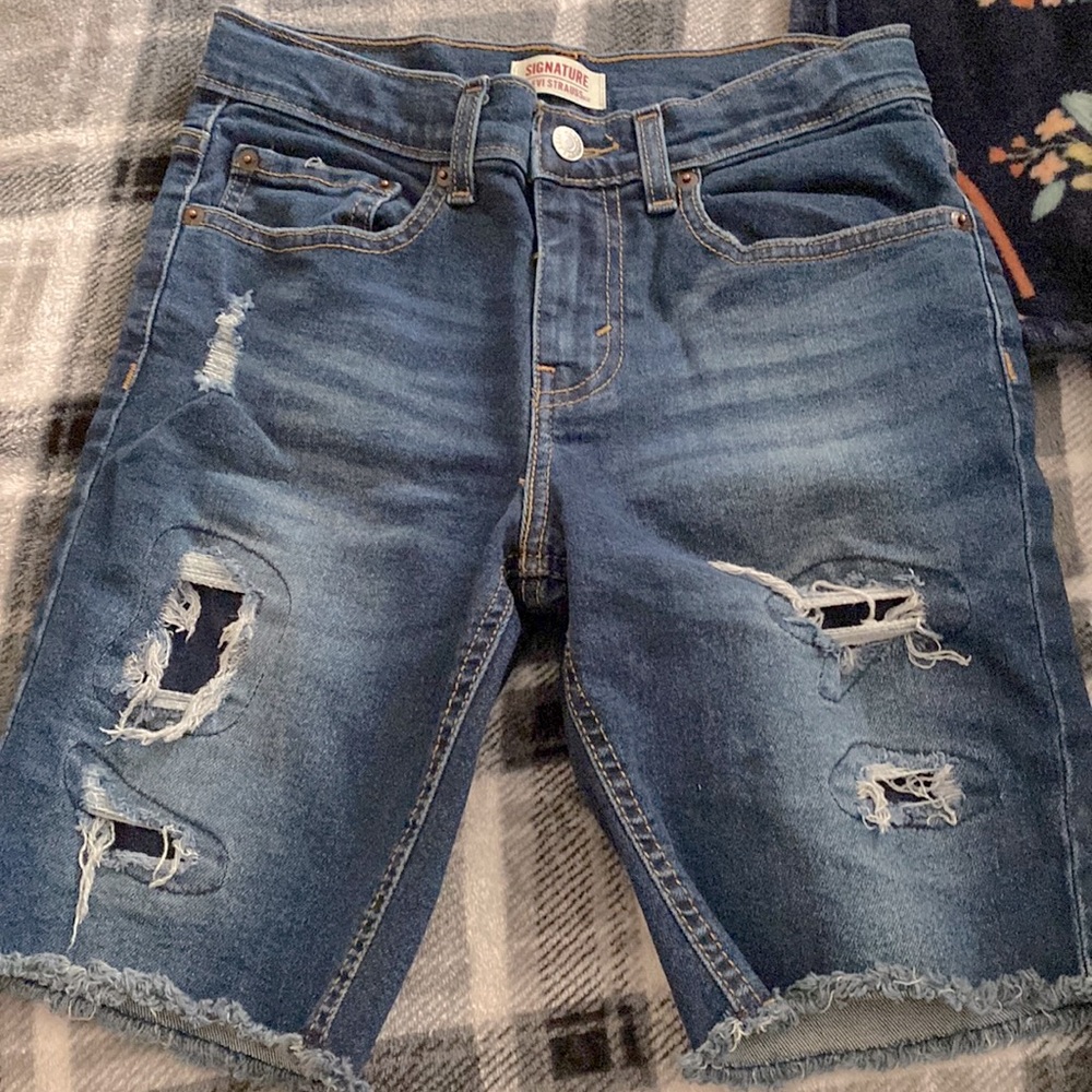 BOYS SIZE 14 REG LEVI STRAUSS SHORTS